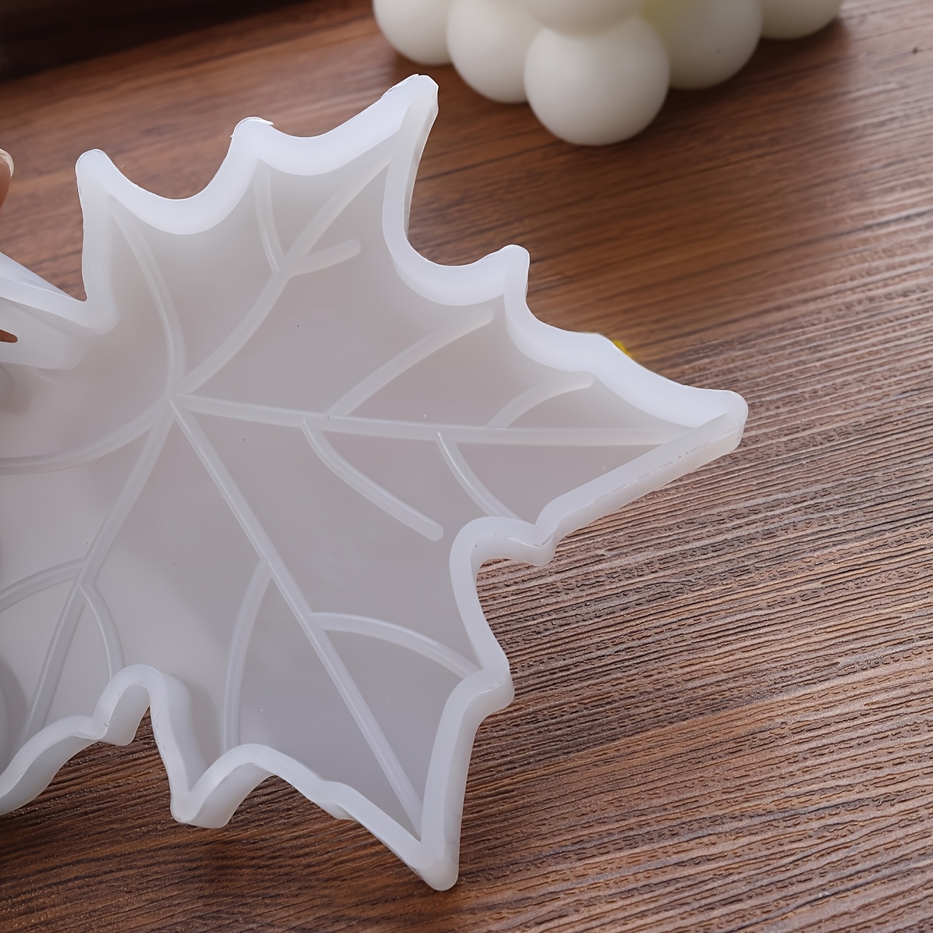 1PC Maple Leaf shaped Silicone - огляд і ціна Candle Supplies Storage